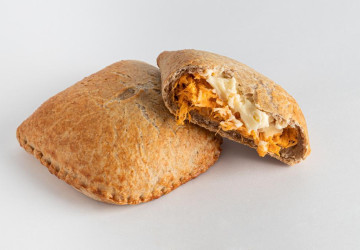 EMPANADA FRANGO REQUEIJAO INTEGRAL