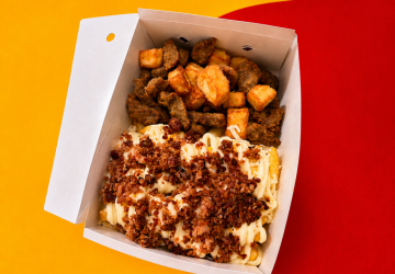 COMBO MIX 3 QUEIJOS FLAMBADO COM BACON