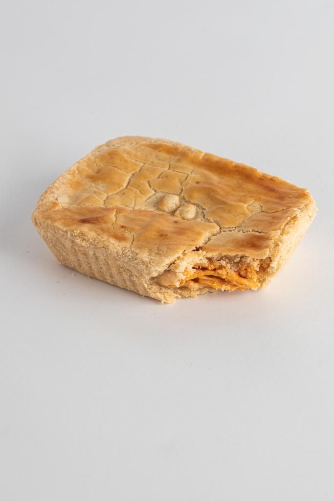 EMPADAO FRANGO C/ REQUEIJAO