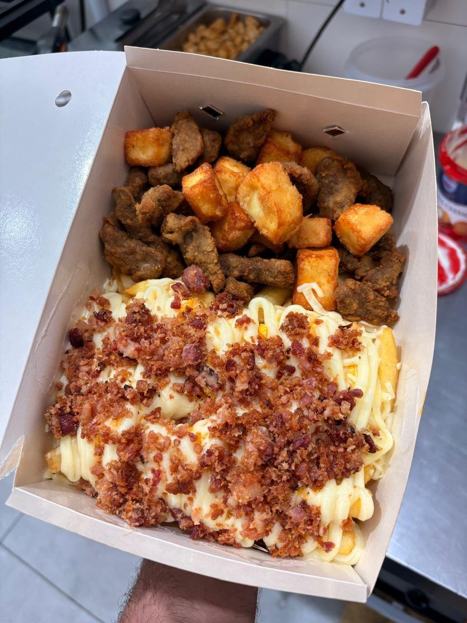 COMBO MIX 3 QUEIJOS FLAMBADO COM BACON